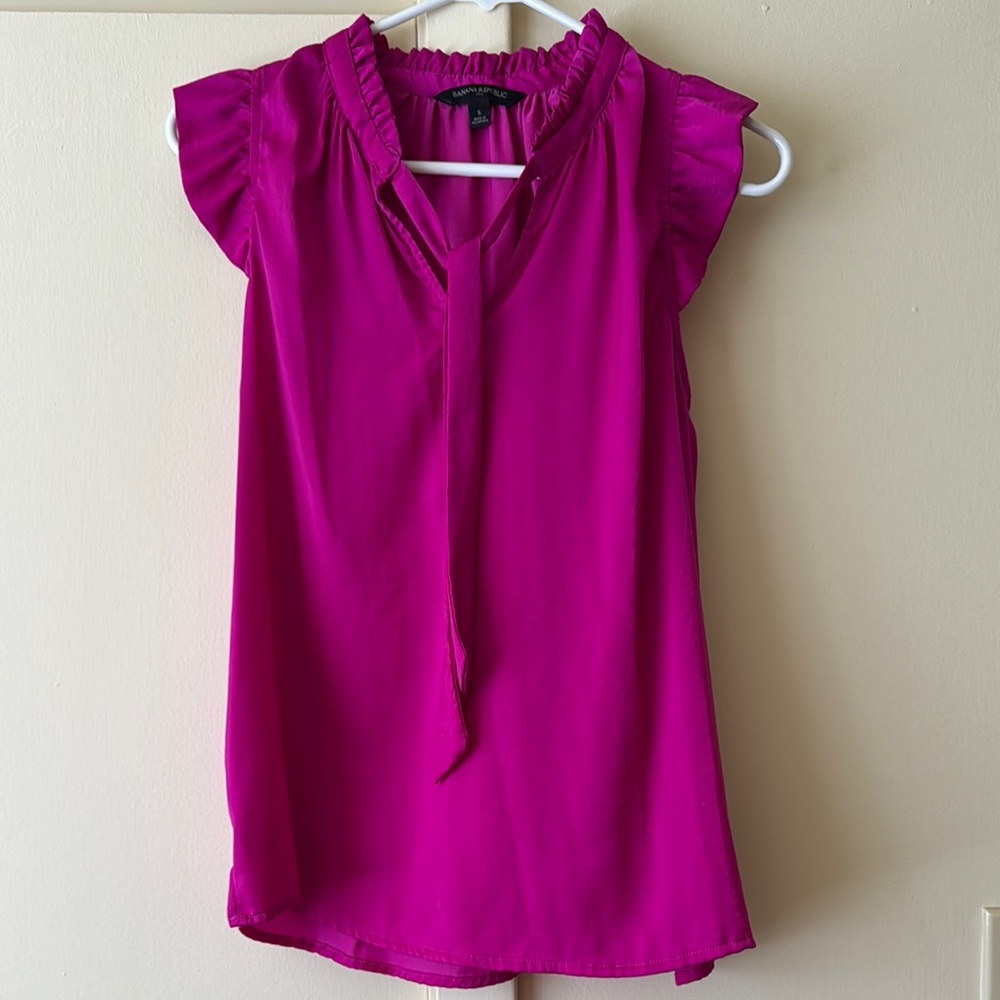 Banana Republic Pink Ruffled Tie Front Blouse